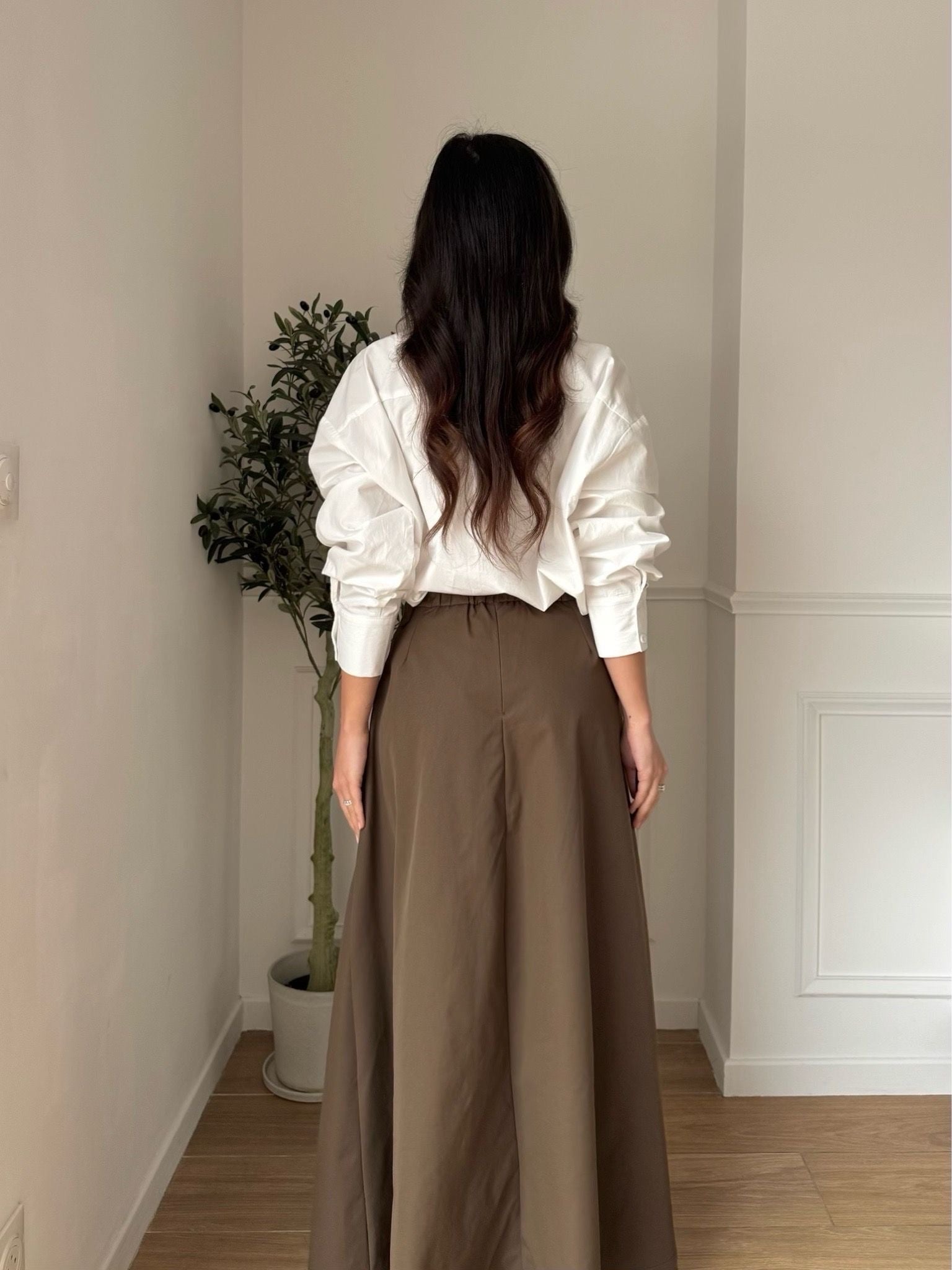 Jupe longue évasée taille élastique tissu stretch chic élégant maxi