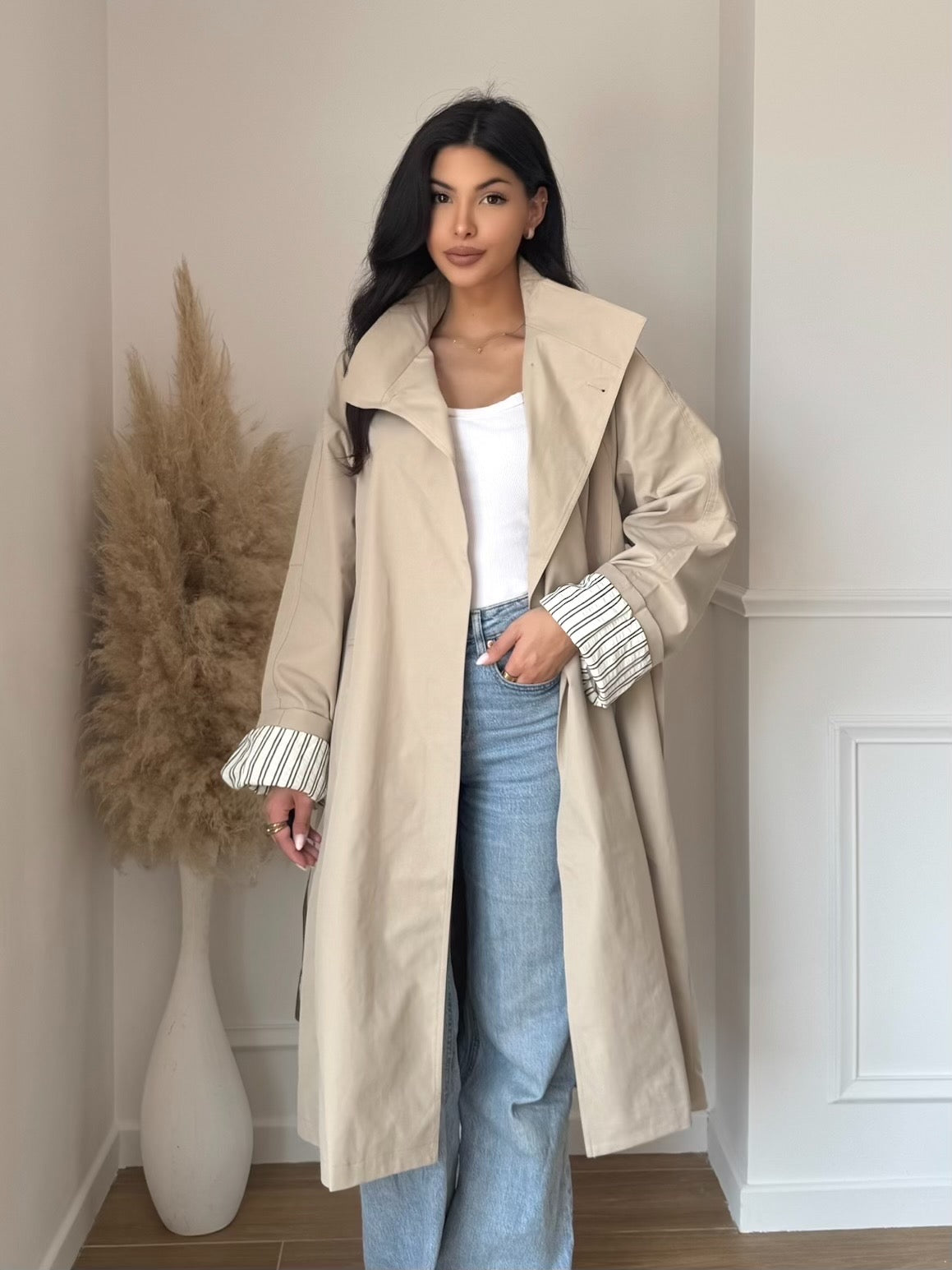 Trench oversize beige tendance col montant – chic & intemporel