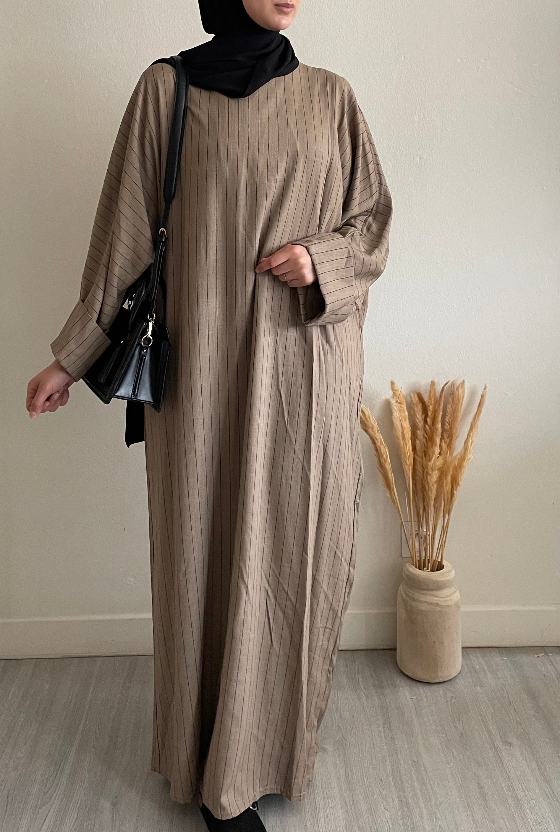 ROBE A RAYURE TAUPE "YASEMIN"