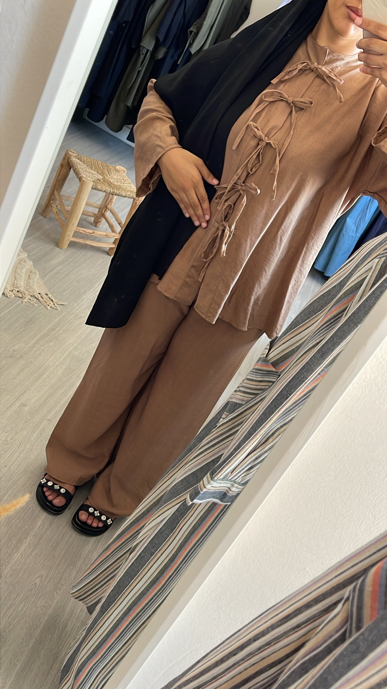 Ensemble 2 pièces blouse + pantalon camel