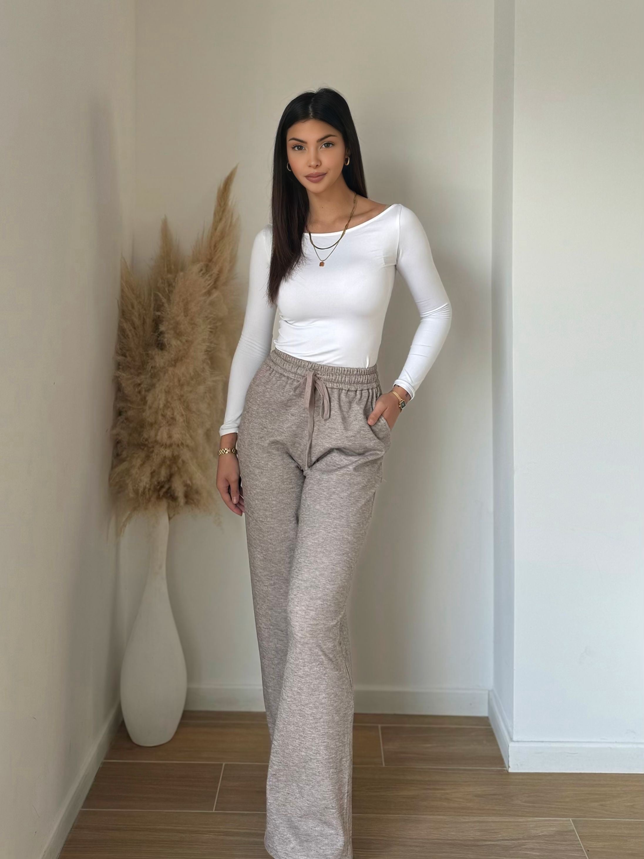 Pantalon large d’hiver taupe – taille haute & ultra confortable