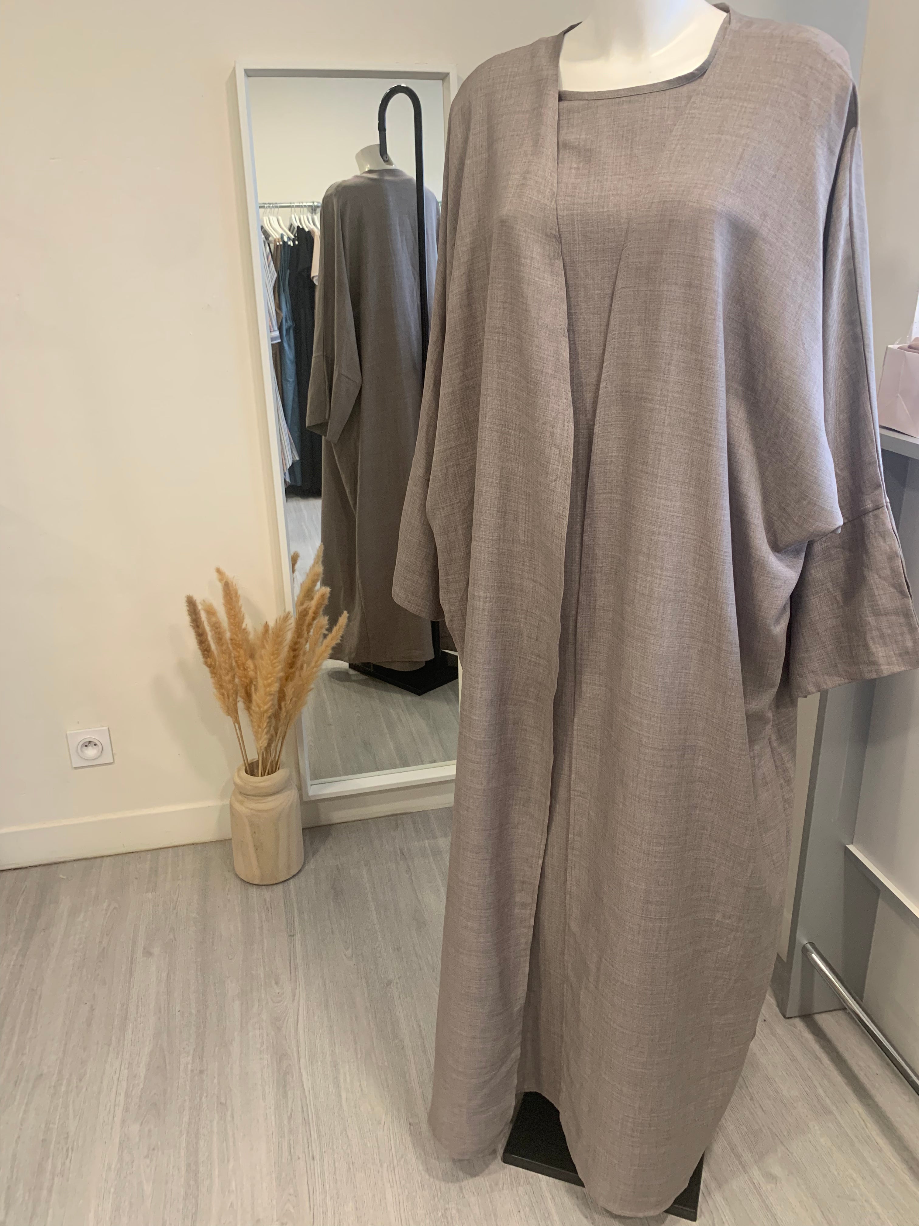 ENSEMBLE KIMONO AVEC SA ABAYA SANS MANCHE "NADIA"